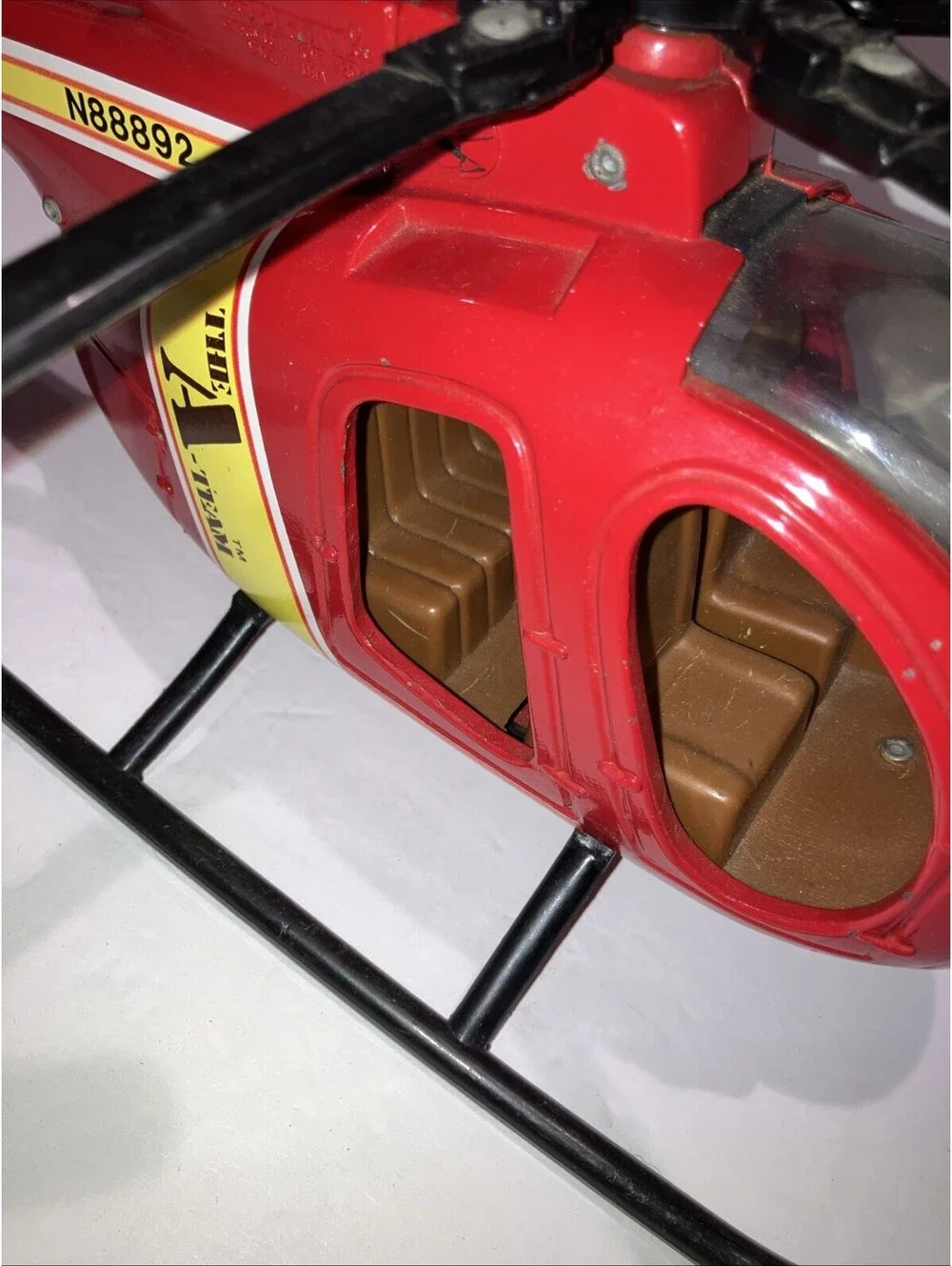 Vintage ERTL 1983 A-Team Howlin’ Mad Murdock Helicopter Diecast “RARE” Complete